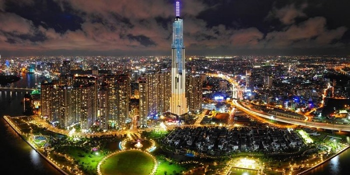 tường lá cây giả tại Quận 2
